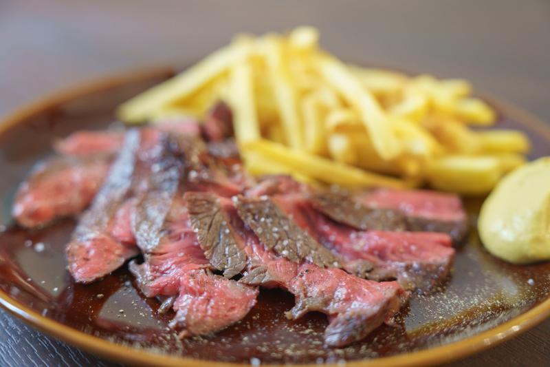 岡山県蒜山ジャージー牛赤身の贅沢グリル